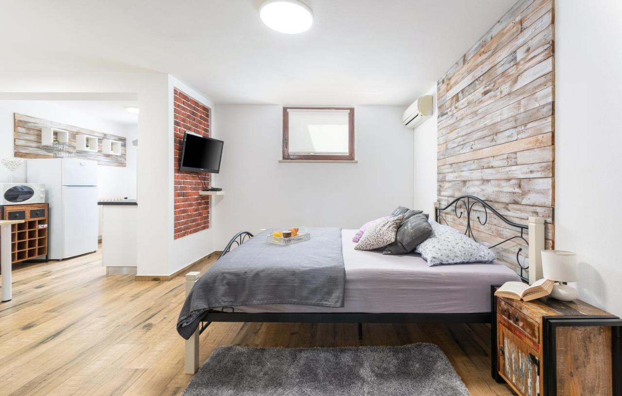 Apartments Ariana Umag Luaran gambar
